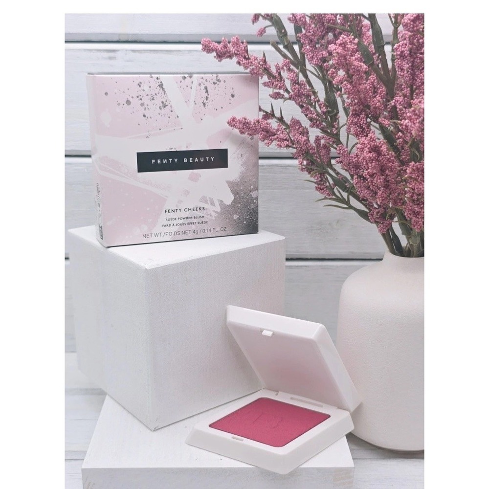 Fenty Beauty Fenty Cheeks Suede Powder Blush 04 Summertime Wine New In Box‎
